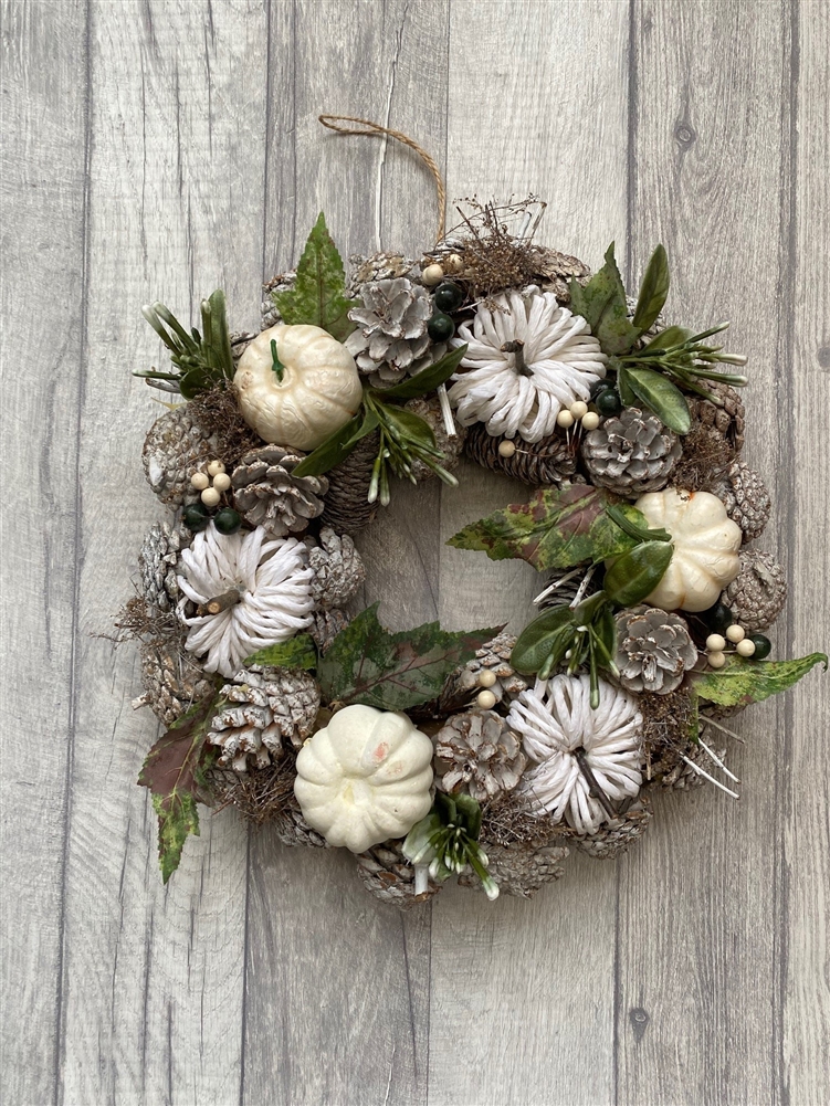 36cm White Autumn Pumpkin Wreath
