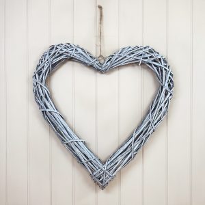 Rattan Heart Grey Wash 60cm